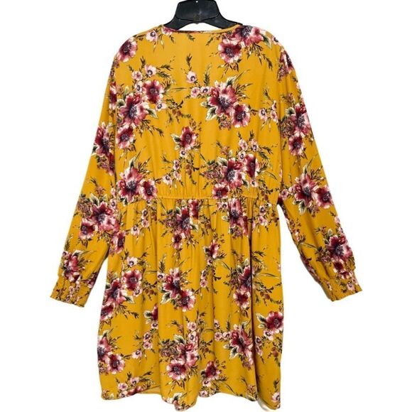 Xhilaration V-Neck Long Sleeve Dress   - Picture 3 of 10